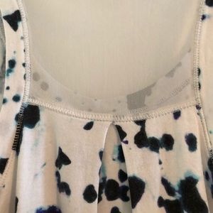 CALIA Black and Blue splash top